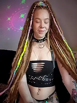 LucidLucy webcam