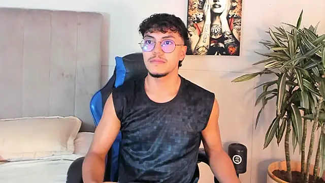 kai_storn webcam