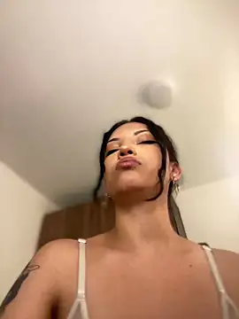 baby_lizy webcam