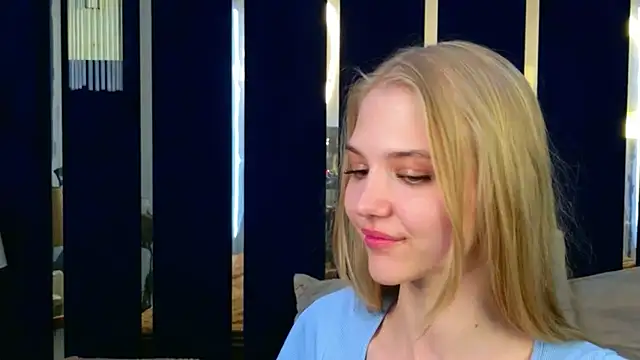 4example_Chloe live sex cam