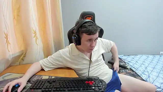 iliaskrislove webcam