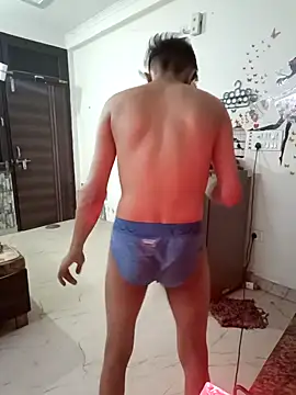 DeLhiBoy_143 webcam