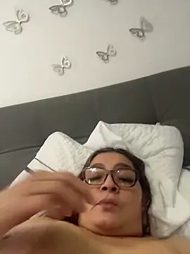 ANTONELLA_VIOLETA_ webcam
