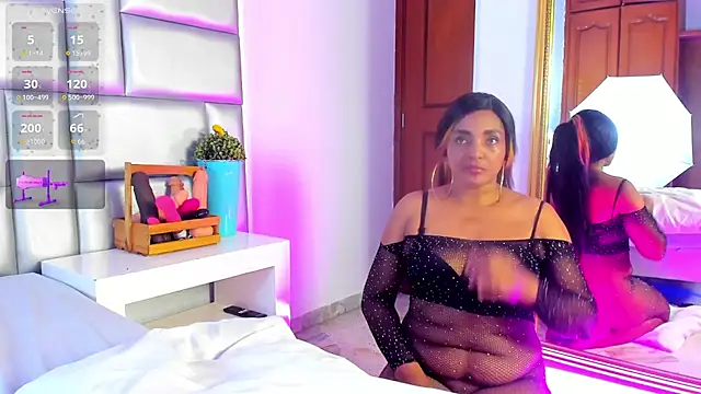 LovelyNickii webcam