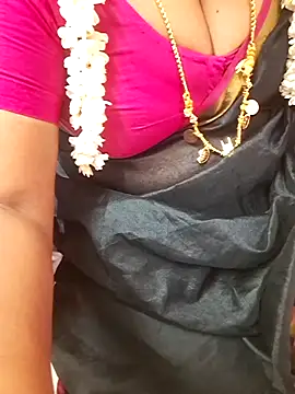 Webcam Model (Tamil_Ammani)  is live.Free join now!