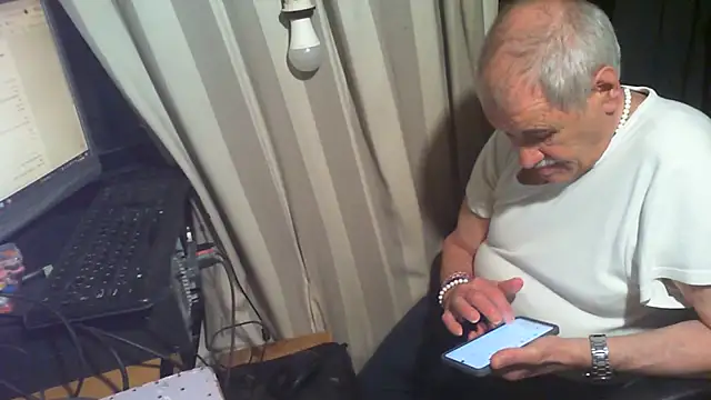 nonnomaturobisex webcam