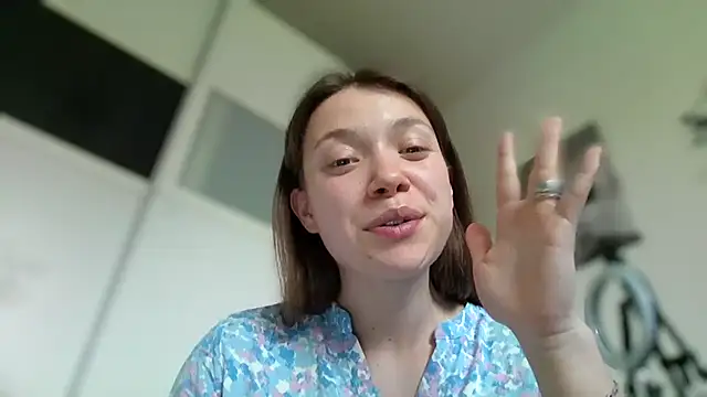 WonderAngela webcam