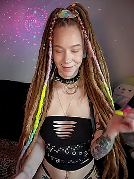 LucidLucy webcam