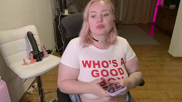 MargotGrey webcam