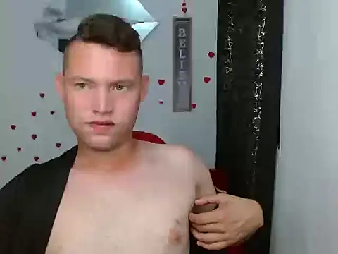 sven_fox723 webcam
