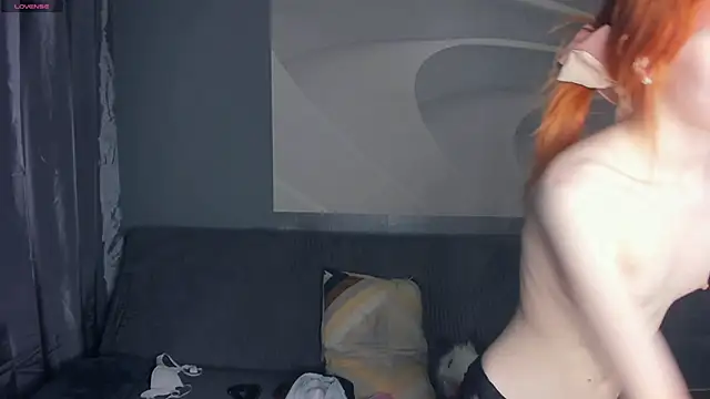 TarynPalek webcam
