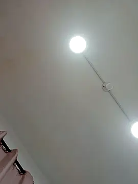 _Saraa- webcam