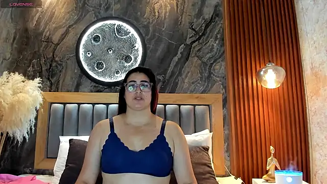 BellaPeers_ webcam
