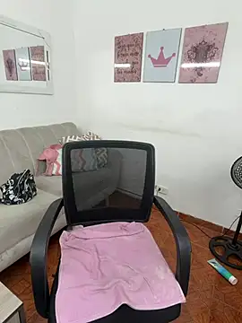 Emi_rousse webcam