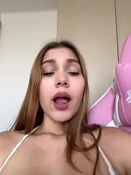 Nikii__ webcam