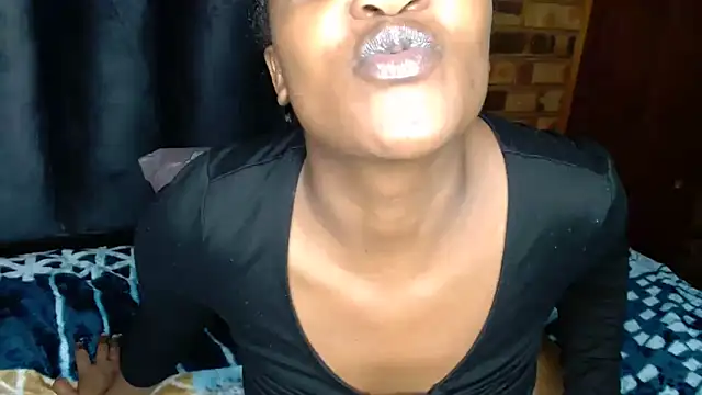 ShortyVibe27 webcam