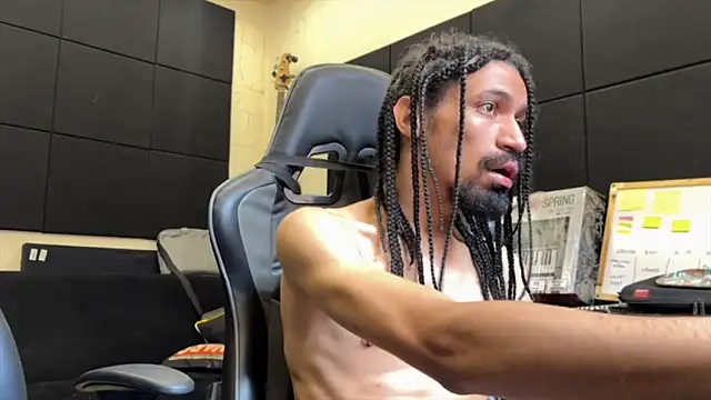 FavelaDaddyCum webcam