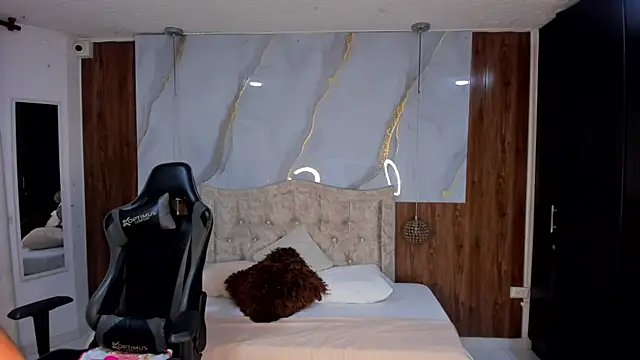 lia_16 webcam