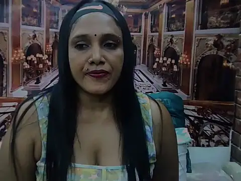 IndianSexyLady20 webcam