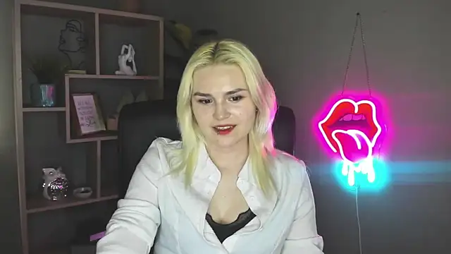 SweetLilyxo webcam