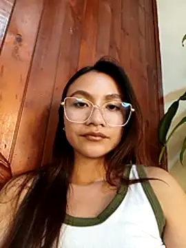 Leticia_Hinkley_ webcam