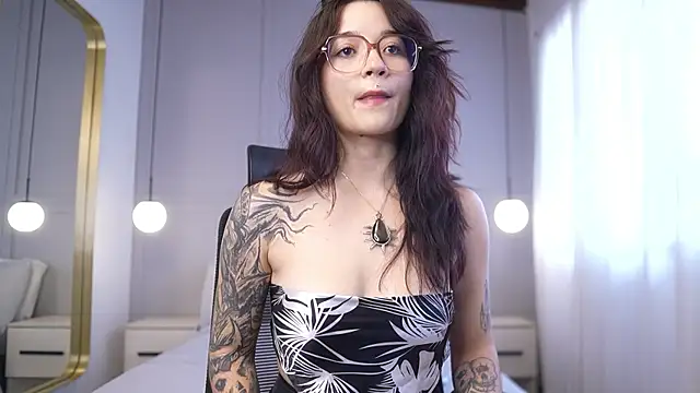 Charlotte_Rossee webcam