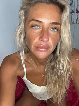 ScarlettGold_