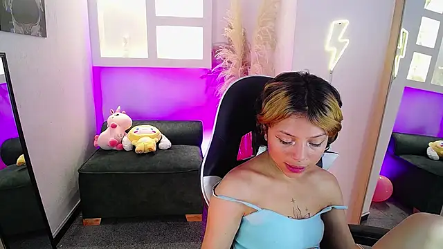 melodyy_as webcam
