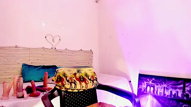 lilahSweet webcam