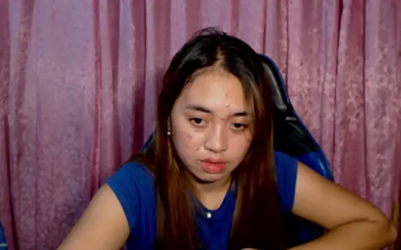 onlymaes_19 webcam