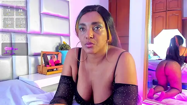 LovelyNickii webcam