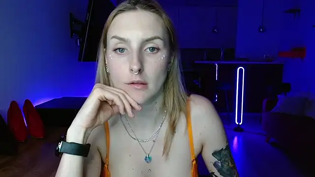 illusorycat live sex cam