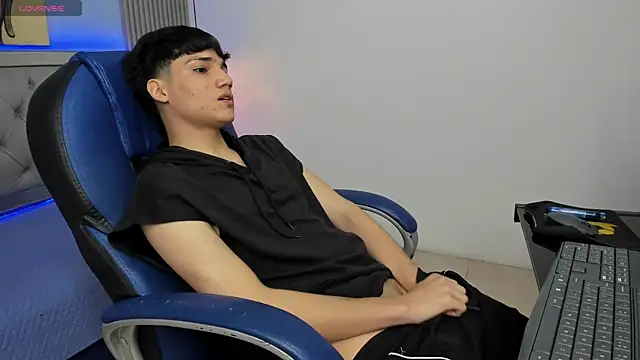 SamBlack_ webcam