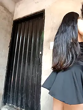 camilatinass_ (F young) - Spread pussy