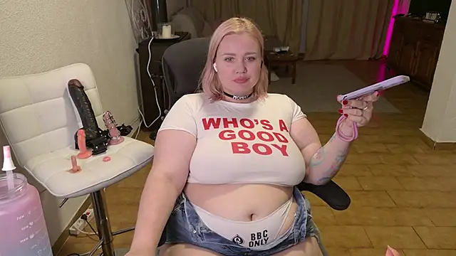 MargotGrey webcam
