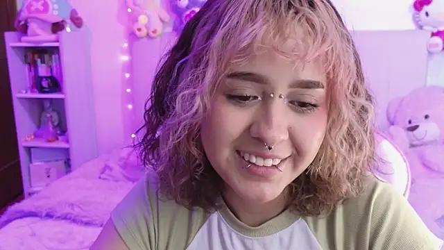 NekoWaifu webcam