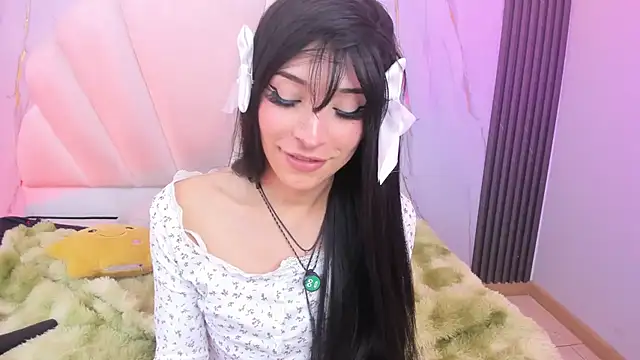 aliicewonderland_ (T teen) - Flash Ass + Rub Asshole