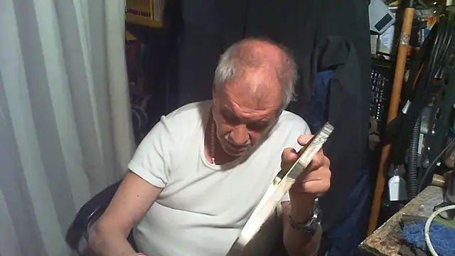 nonnomaturobisex (M grandpa) - MATURO SEGA CAZZO,CULO,PIEDI,BOCCA.