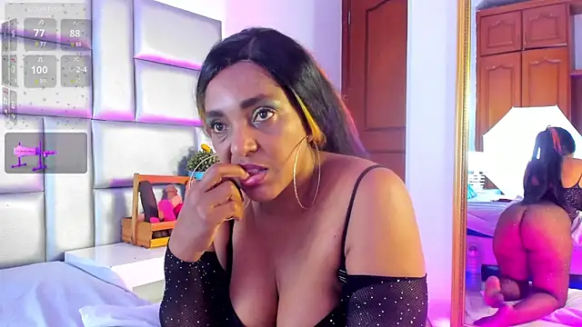 LovelyNickii webcam