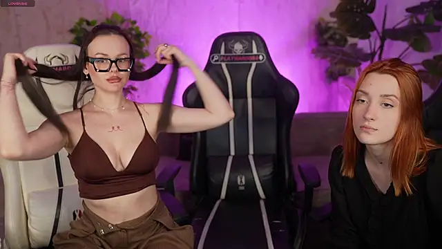 Charlotte_Dreams webcam