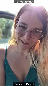 emylana - EmyLana's free webcam - UK Sex Cams