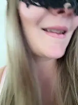 blonde cougar