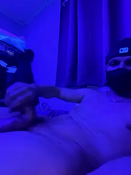 Cloudd_Kingg_Iceyyy webcam