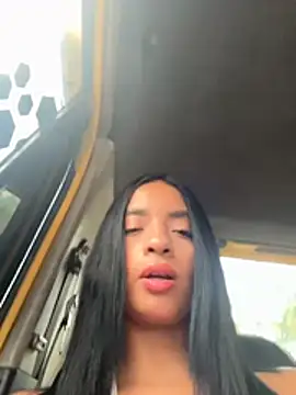 Laura_fernandezII webcam