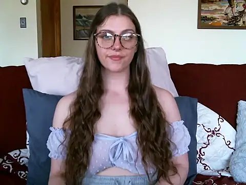 katie_kitten38 webcam
