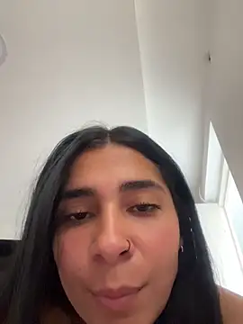 meganmilk1 (F young) - fingers in ass