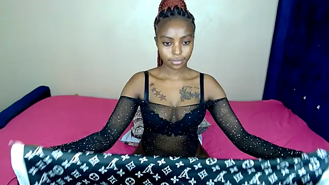 Sasha-smiles webcam