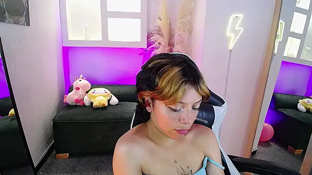 melodyy_as webcam
