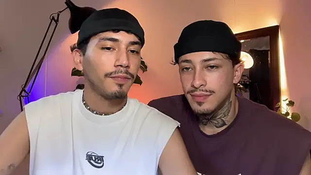 Noah_and_Steven webcam