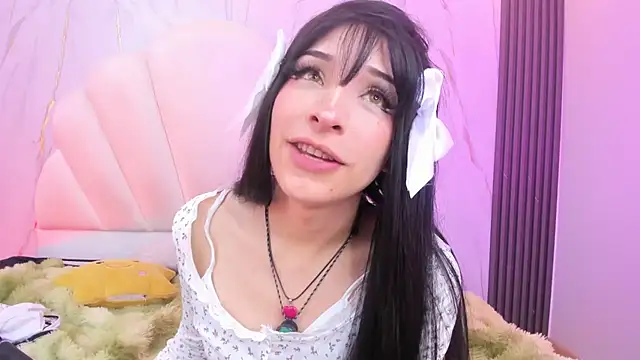 AliiceWonderland_ webcam